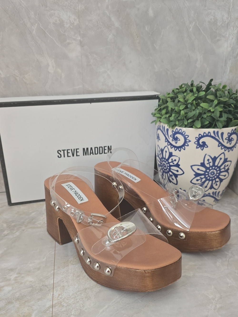 Steve Madden Kruise Clear Vinyl Wooden Platform Sandals Studded Heels Size 8 NIB